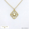 collier acier inoxydable fleur ajourée cabochon pierre femme 0122063 blanc
