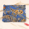 Pochette plate imprimé cachemire fleurs orientales pompons 0923044 bleu foncé