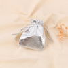 POCHONS X100 PIECES TISSU BRILLANT GAUFFRÉ ET CORDONS FILS BRILLANTS 0623521 argenté