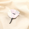 Broche fleur vintage résine marbrée métal 0526012 naturel/beige