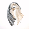Foulard femme imprimé graphique contemporain pompons coton viscose 0726004 noir