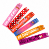 Ensemble 6 éventails messages bois polyester cordon 0626054 multi