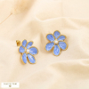 Boucles d'oreilles acier inoxydable fleur émail 0326027 bleu ciel