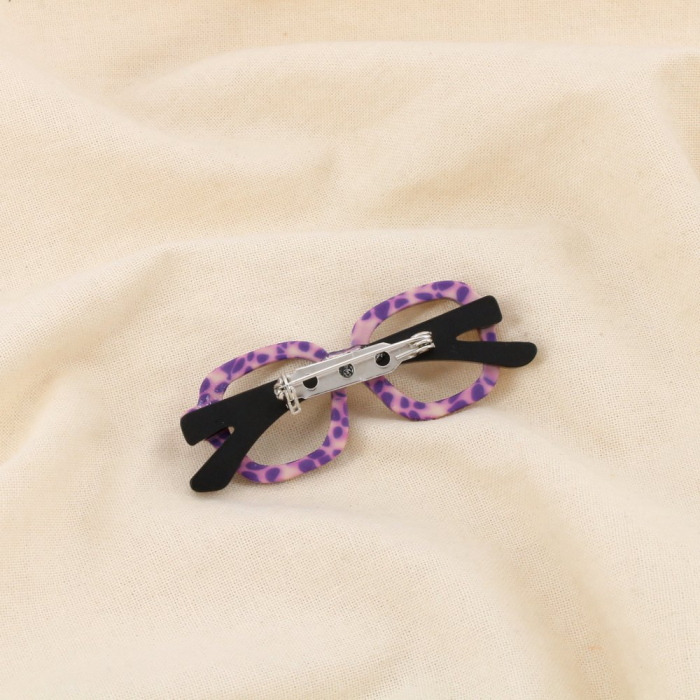Broche épingle lunettes carrées rétro résine métal 0526501 violet