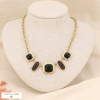 Collier court vintage acier inox cabochon résine 0123525 noir