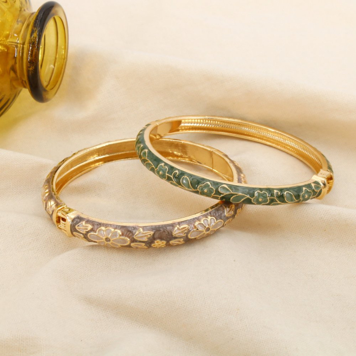 Ensemble de 15 Bracelets Joncs Ouvrables Thaï Émail Floral Strass 0226616 multi